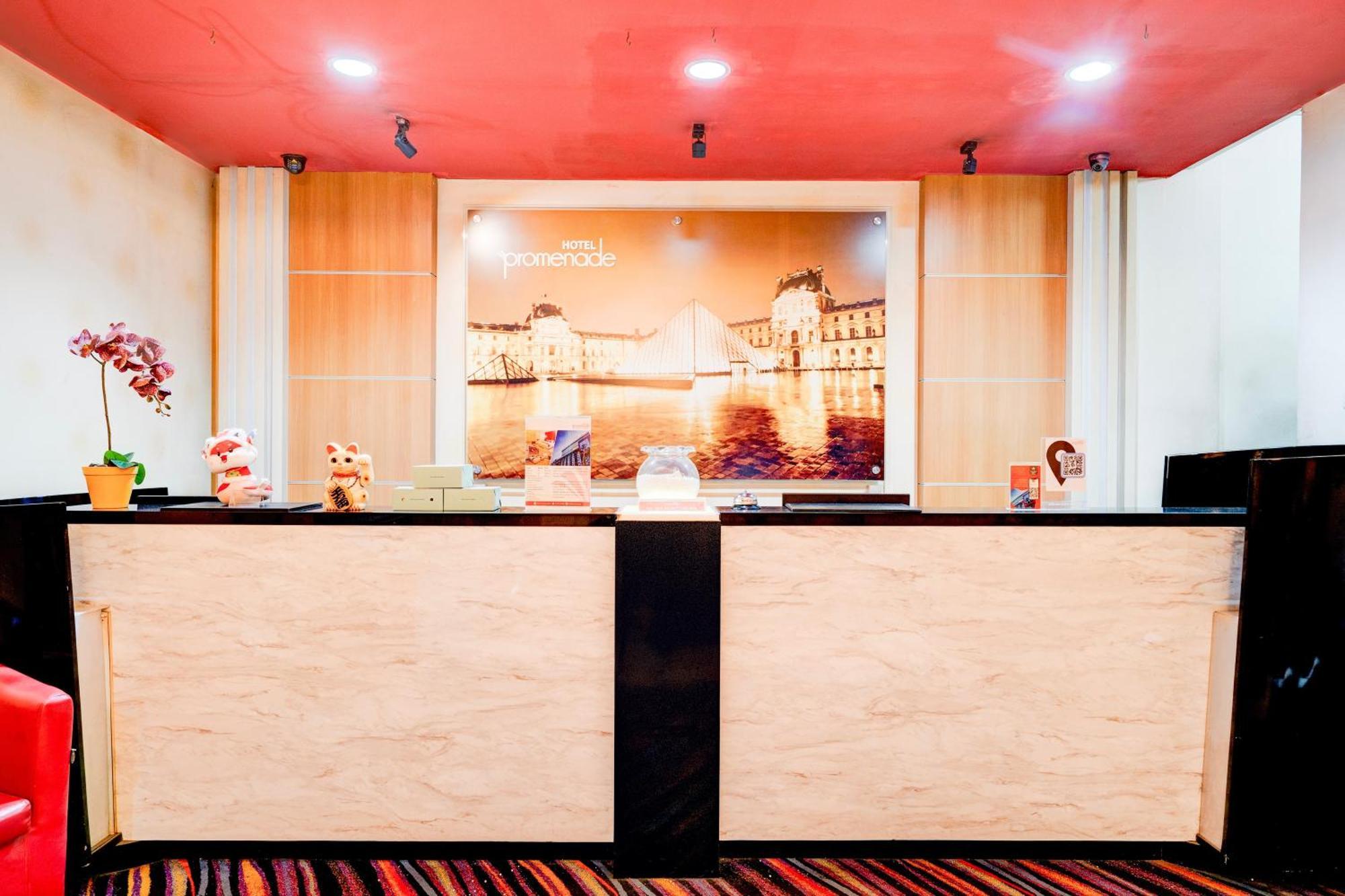 พรอเมอนาด ชิฮัมเปลัส Hotel บันดุง ภายนอก รูปภาพ