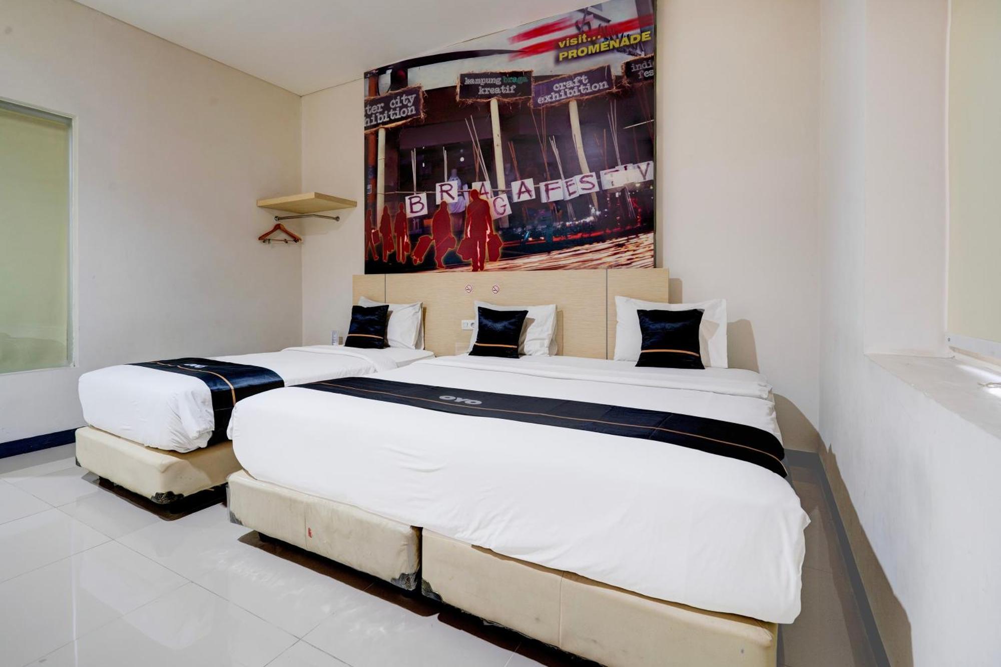 พรอเมอนาด ชิฮัมเปลัส Hotel บันดุง ภายนอก รูปภาพ
