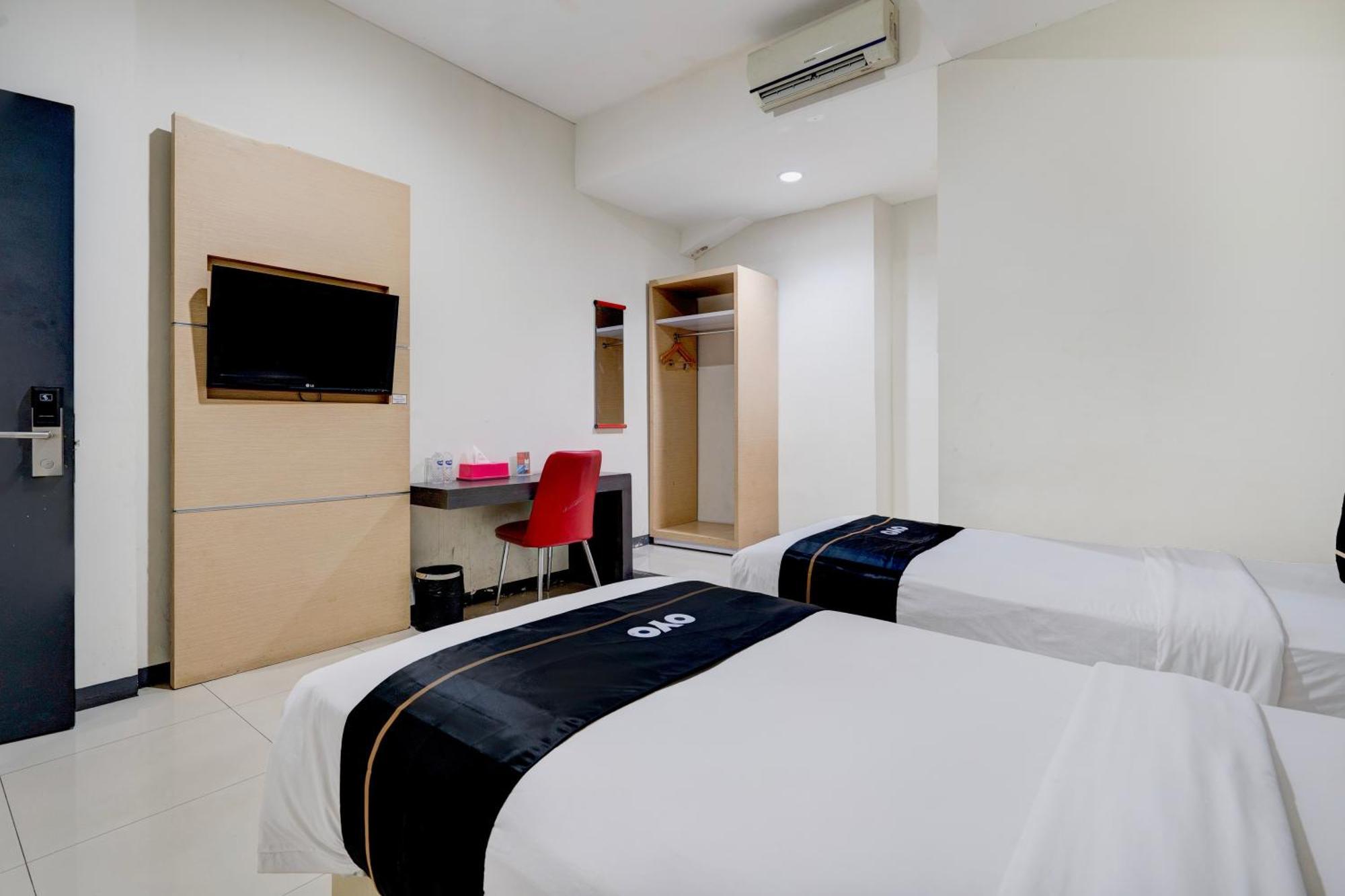 พรอเมอนาด ชิฮัมเปลัส Hotel บันดุง ภายนอก รูปภาพ